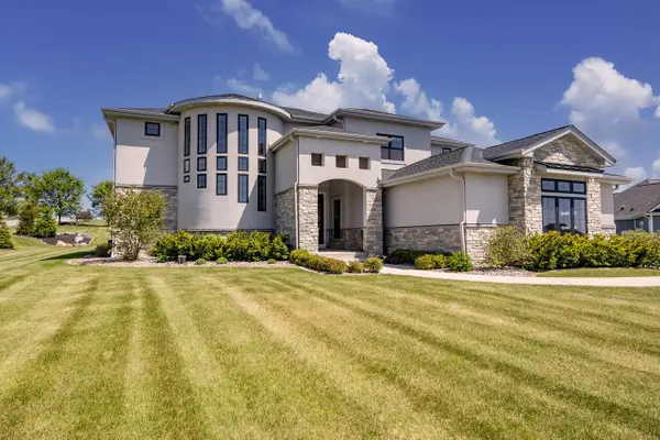 4814 East Kohler CIRCLE, New Berlin, WI 53146