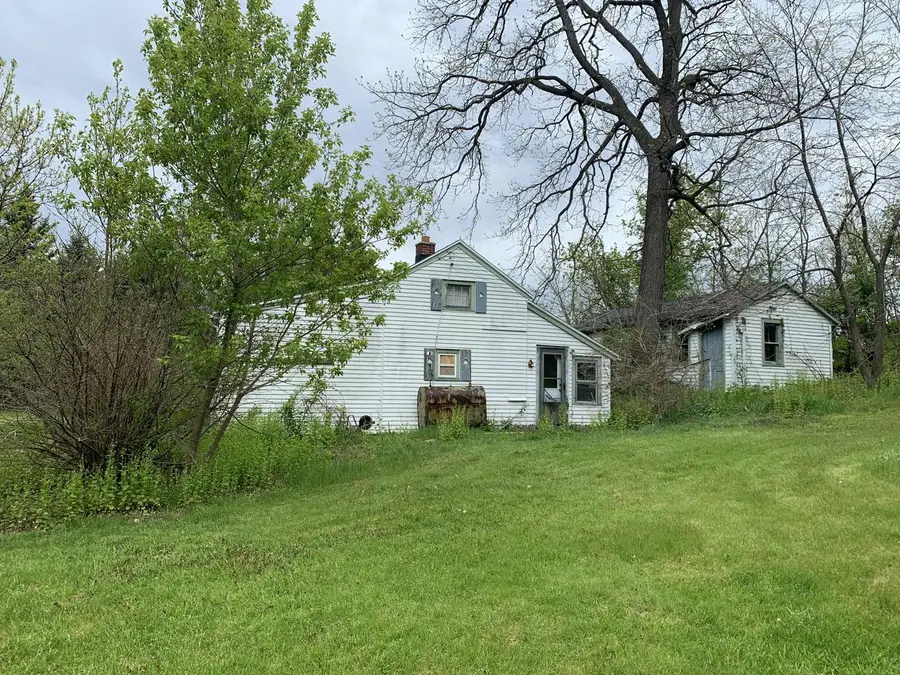 N76W28065 Center Oak ROAD, Hartland, WI 53029 - #2