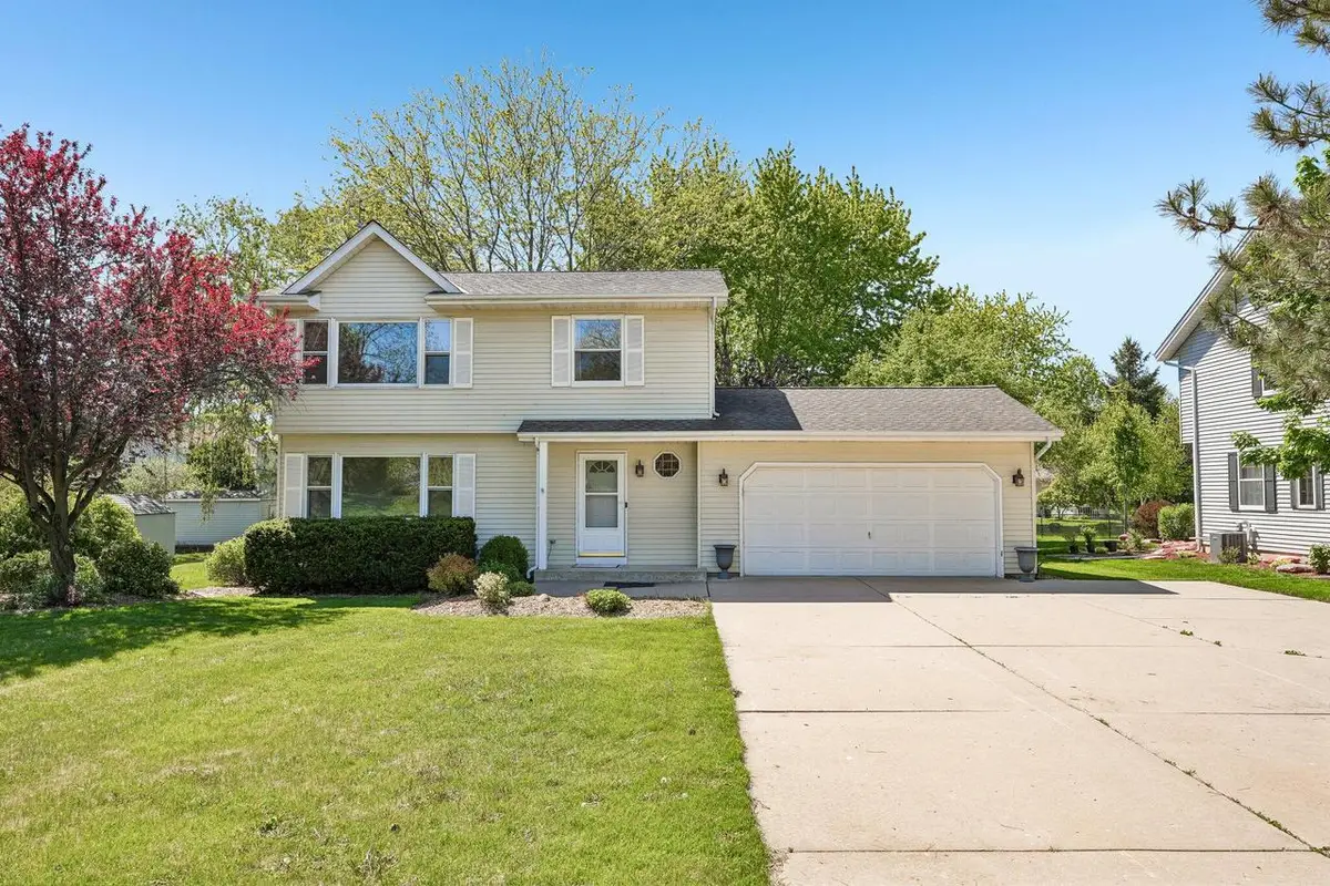 4202 Lake STREET, Burlington, WI 53105 - #1