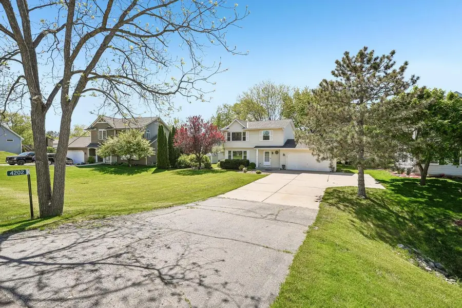 4202 Lake STREET, Burlington, WI 53105 - #2