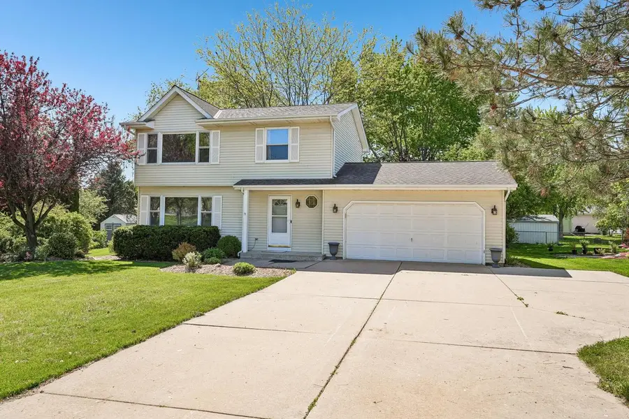 4202 Lake STREET, Burlington, WI 53105 - #3