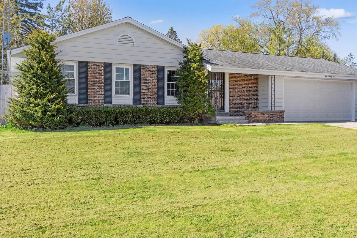 521 3rd STREET, Waldo, WI 53093 - #1