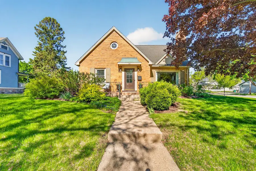 301 Perkins BOULEVARD, Burlington, WI 53105 - #3
