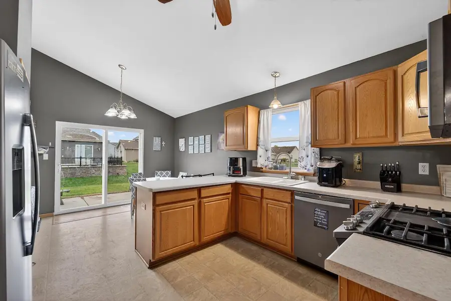 3929 Scenic WAY, Franksville, WI 53126 - #2