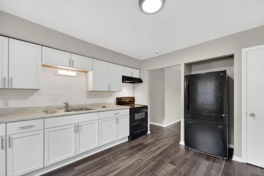 8937 Tripoli AVENUE #8939, Milwaukee, WI 53228 - #3
