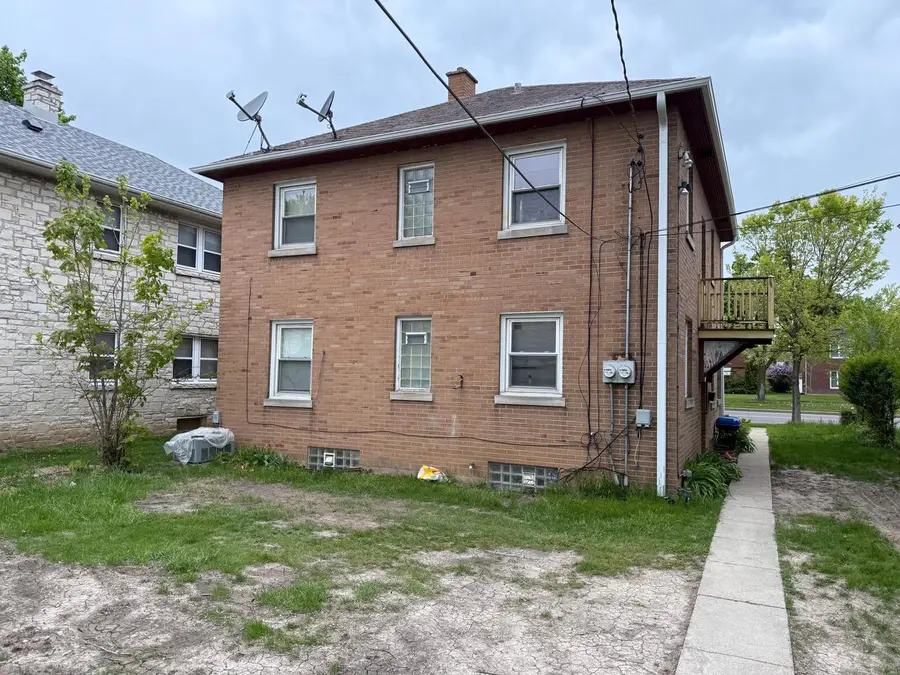 3725 Capitol DRIVE #3727, Milwaukee, WI 53216 - #3