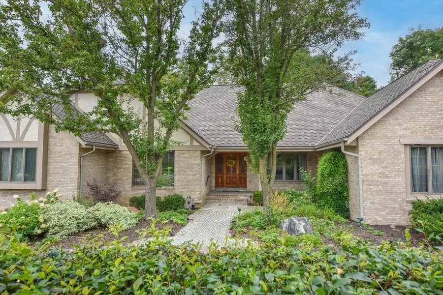 W131N7931 Country Club COURT, Menomonee Falls, WI 53051 - #2