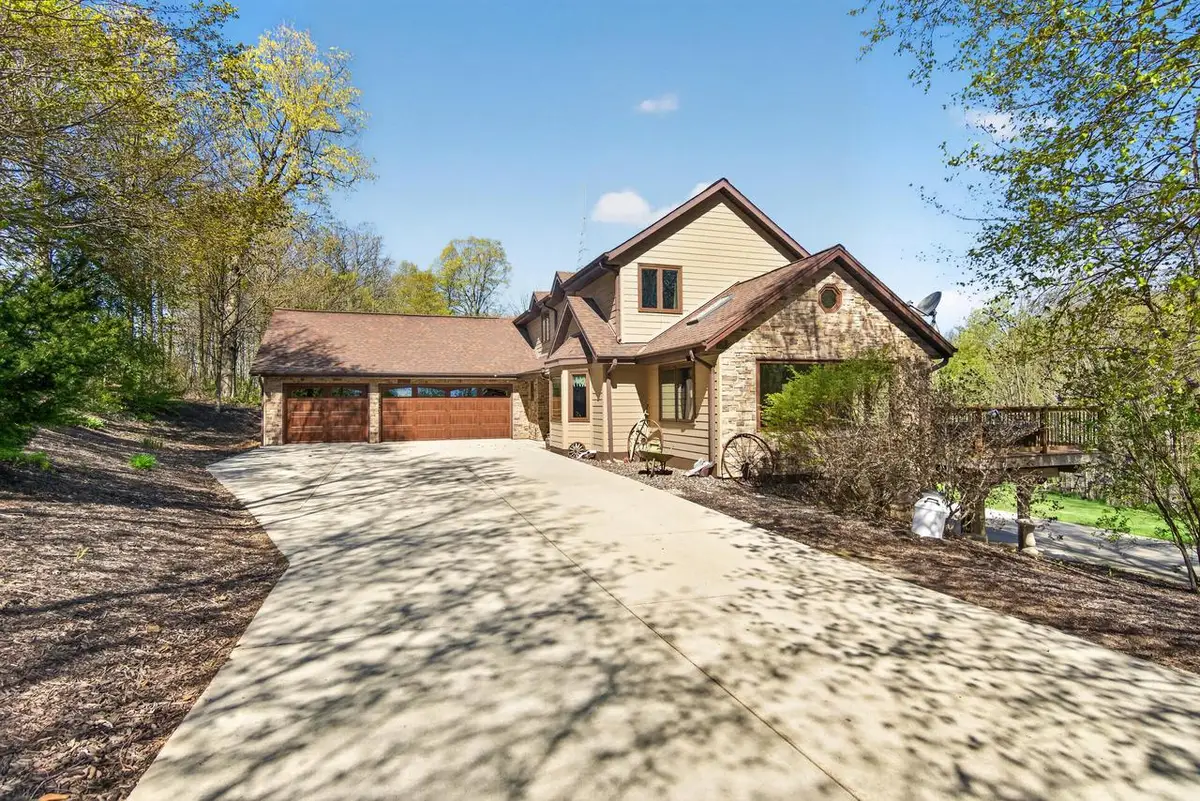 9355 St Kilian HEIGHTS, Allenton, WI 53002 - #1