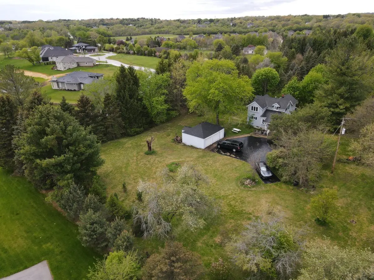 W303S1752 Brandybrook ROAD, Waukesha, WI 53188 - #1