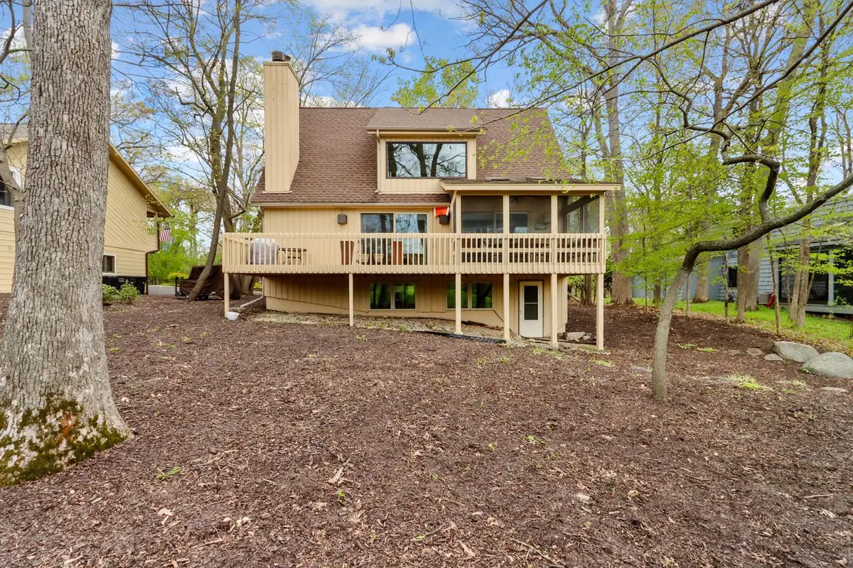 152 Saint Andrews TRAIL, Fontana, WI 53125 - #1