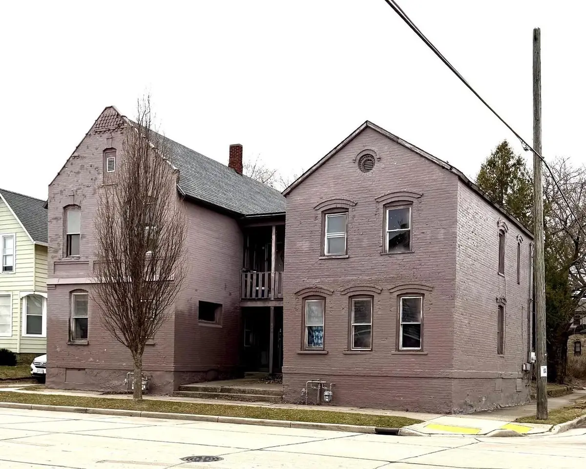 1840 Wisconsin STREET, Racine, WI 53402 - #1