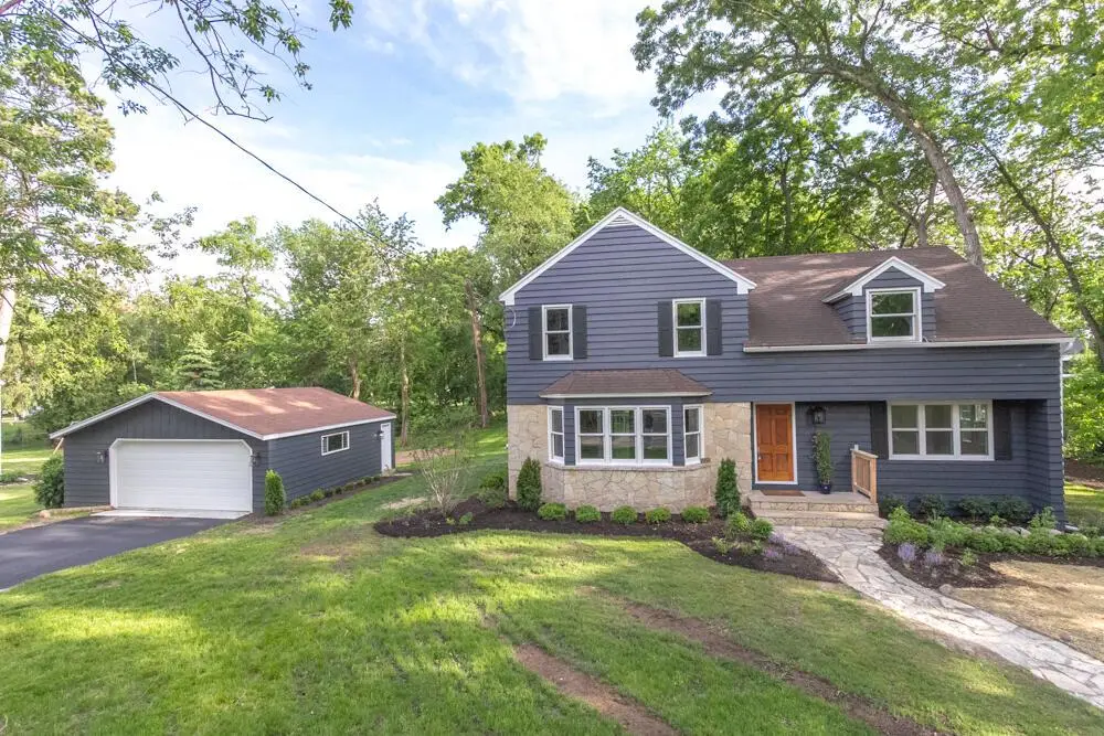 225 Waubun DRIVE, Fontana, WI 53125 - #1