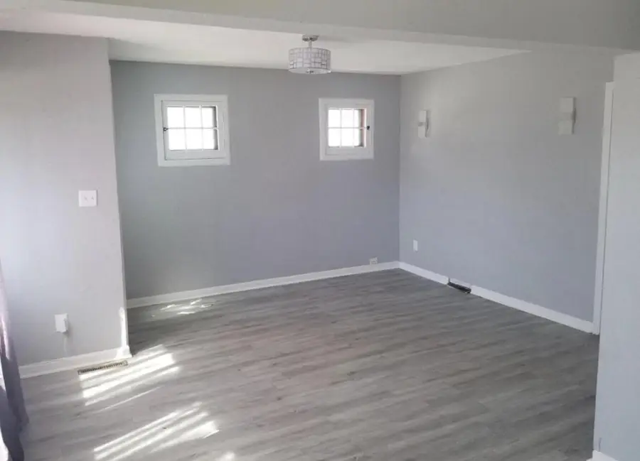 5120 Courtland AVENUE, Milwaukee, WI 53218 - #2