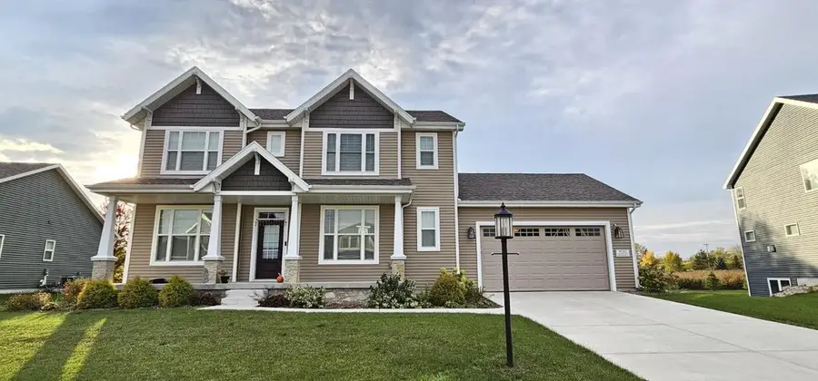 W201N5523 Magnolia LANE, Menomonee Falls, WI 53051 - #2
