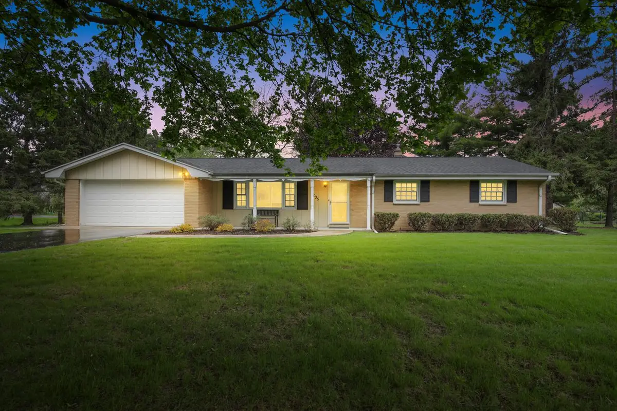 16035 Luella DRIVE, Brookfield, WI 53005 - #1
