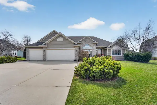 6431 Bald Eagle ROAD, Mount Pleasant, WI 53406