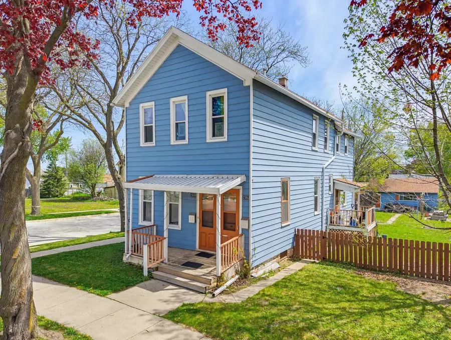 2350 S Lenox STREET #2352, Milwaukee, WI 53207 - #2