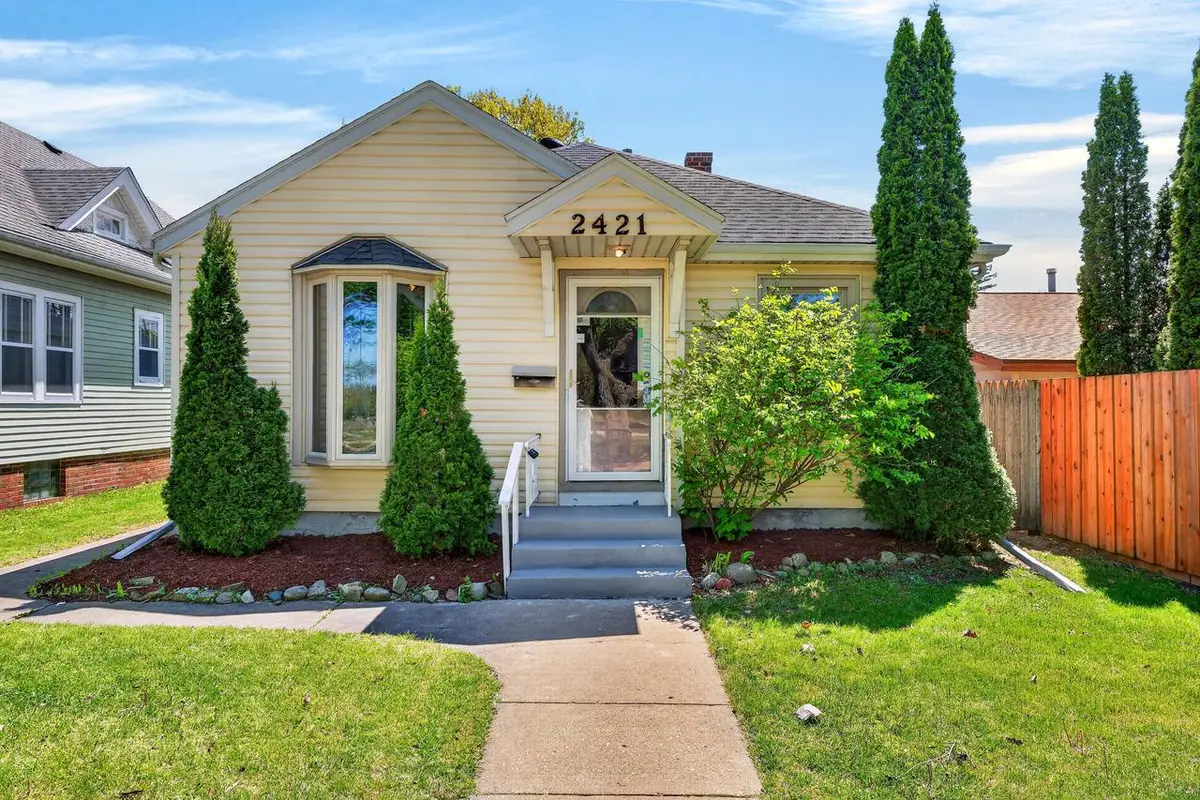 2421 Mohr AVENUE, Racine, WI 53405 - #1