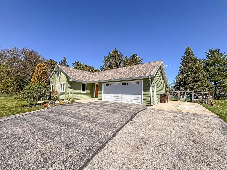 S50W30750 Walnut STREET, Mukwonago, WI 53149 - #3