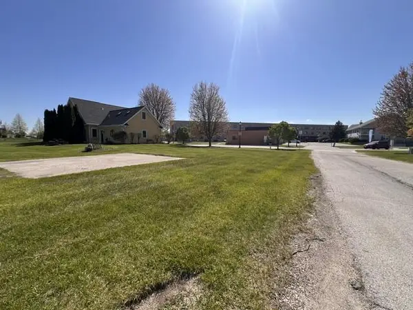 813 N WATER STREET, Sheboygan, WI 53081