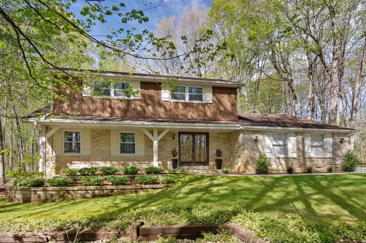 S54W23631 Maple Hill COURT, Waukesha, WI 53189 - #1