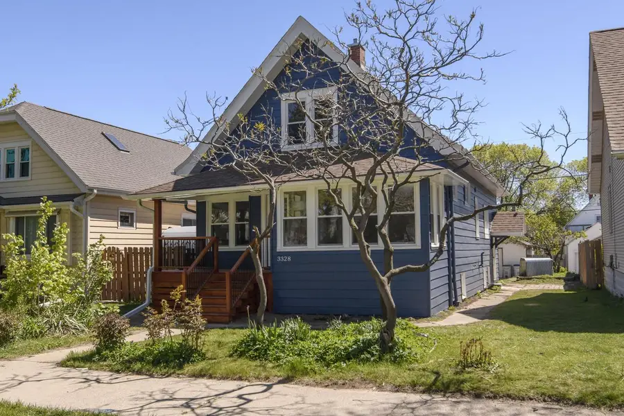 3328 9TH STREET, Milwaukee, WI 53215 - #3
