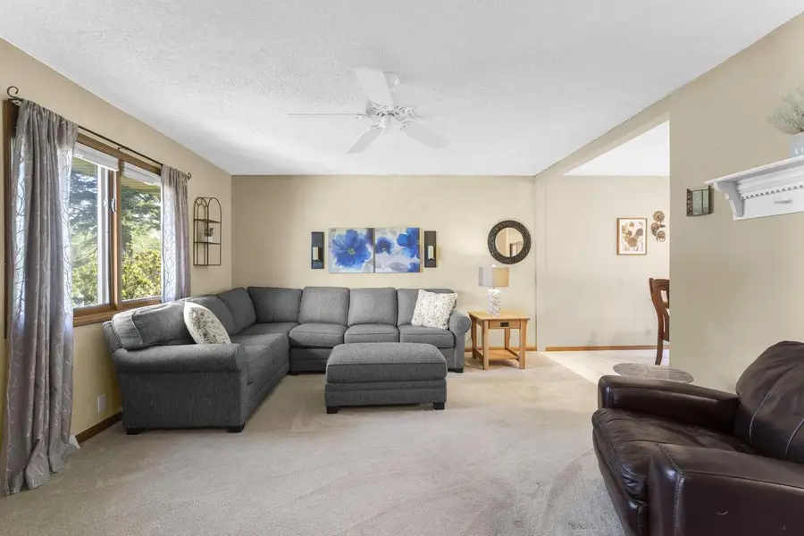 533 Oakland AVENUE, Mukwonago, WI 53149 - #3