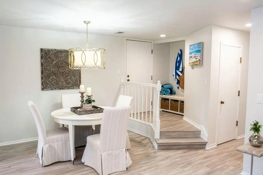 709 S Lake Shore DRIVE #4F, Lake Geneva, WI 53147 - #2