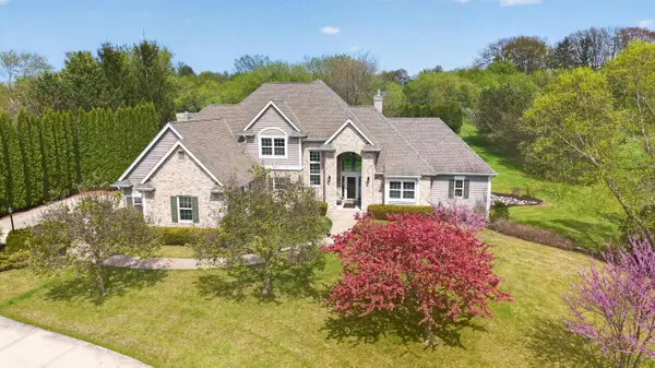 1578 Fox Hollow LANE, Cedarburg, WI 53012