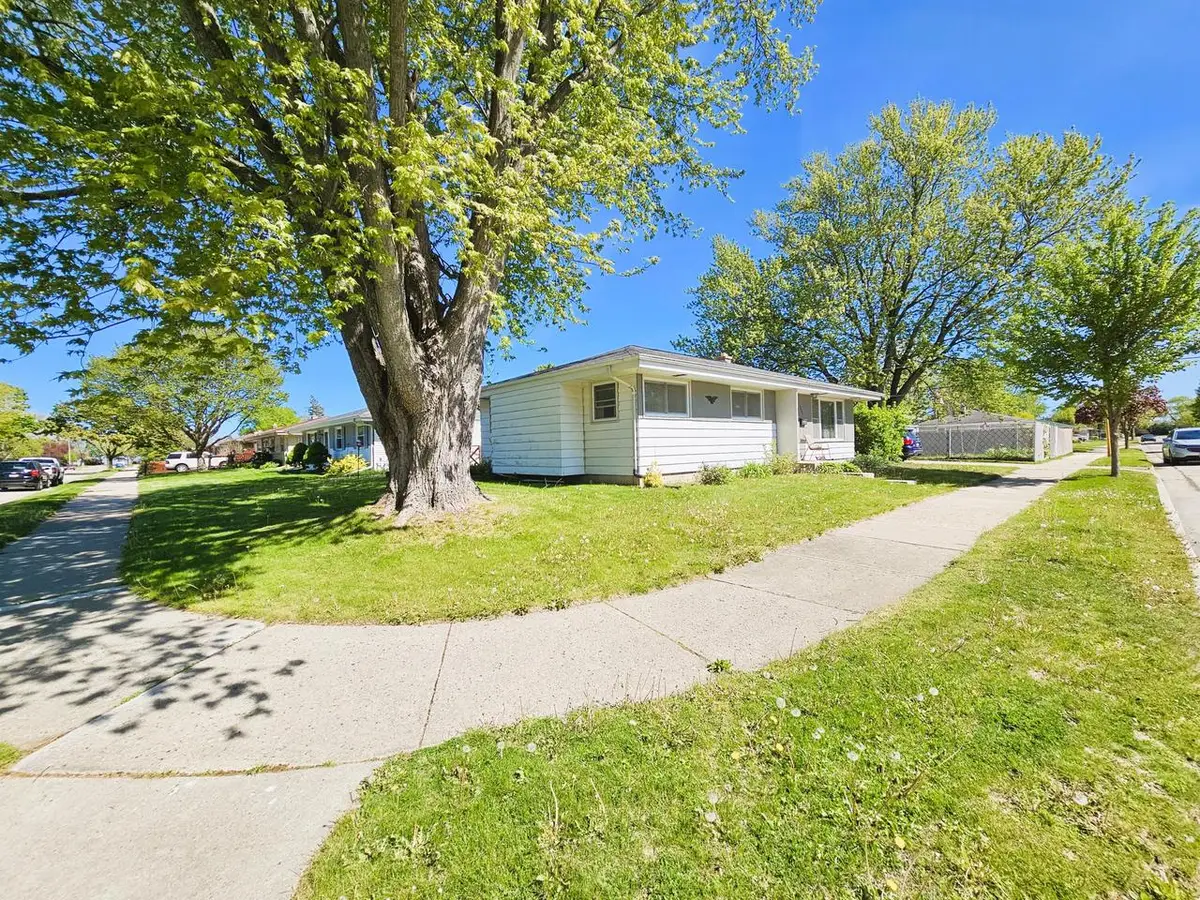 3605 Spruce STREET, Racine, WI 53403 - #1