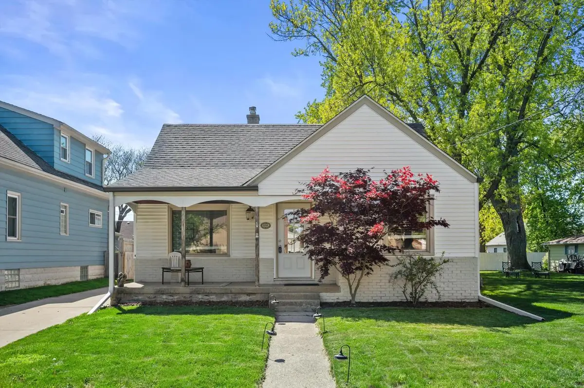 4359 Quincy AVENUE, Milwaukee, WI 53207 - #1