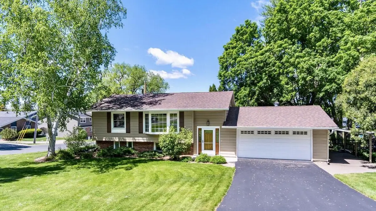 3736 Cliffside DRIVE, La Crosse, WI 54601 - #1