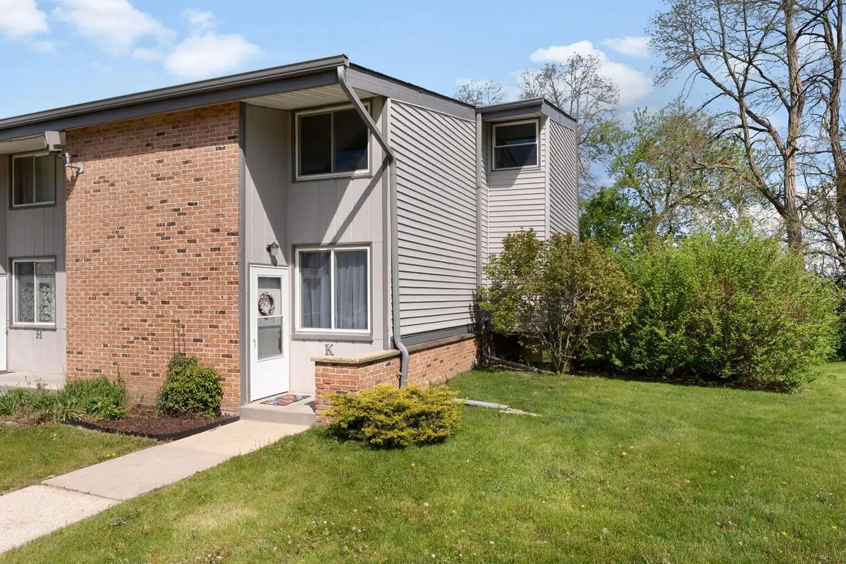 1430 Big Bend ROAD #K, Waukesha, WI 53189 - #1
