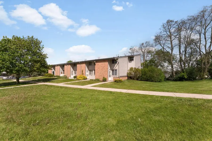 1430 Big Bend ROAD #K, Waukesha, WI 53189 - #2