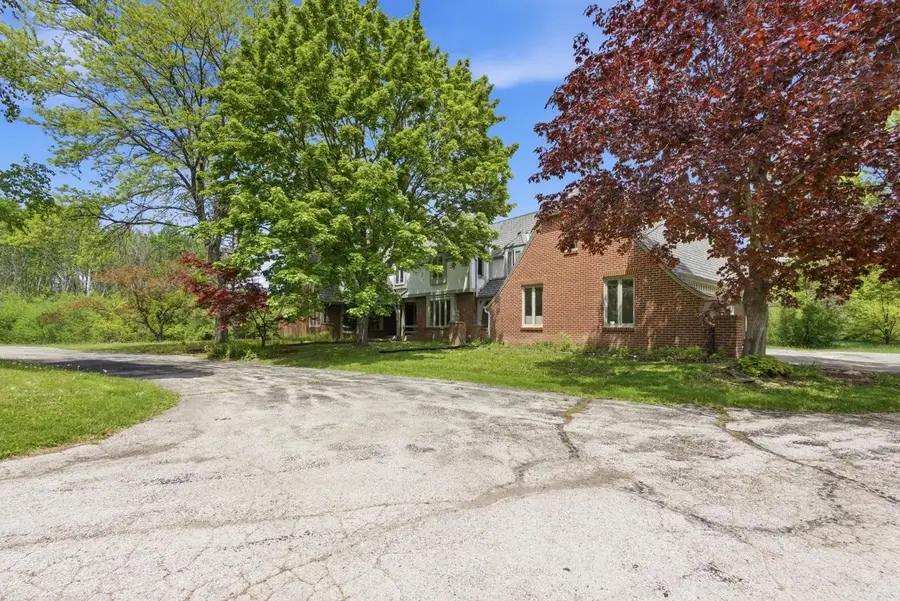 9090 N Green Brook ROAD, River Hills, WI 53217 - #2