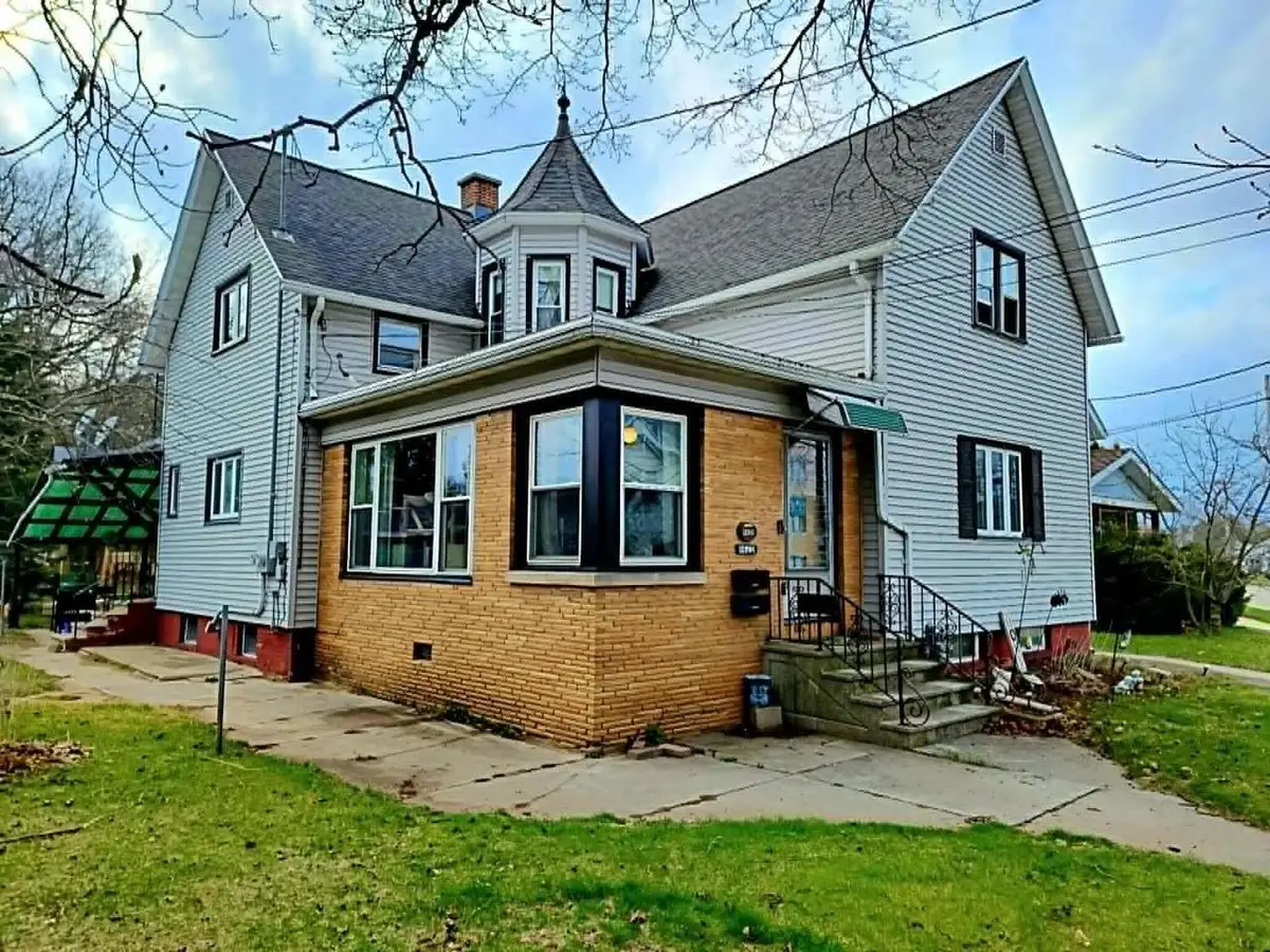 1420 Hawthorne AVENUE, Two Rivers, WI 54241 - #1