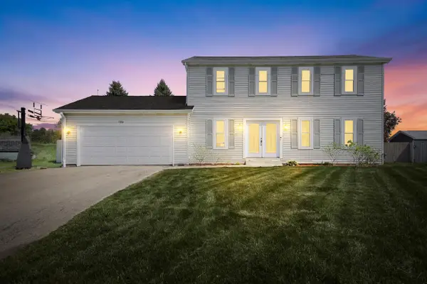780 W Cardinal CIRCLE, Oak Creek, WI 53154