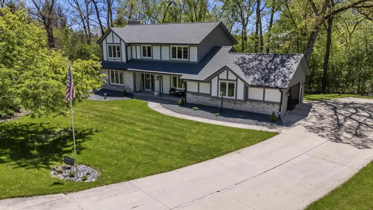 S45W25745 Underwood COURT, Waukesha, WI 53189 - #1