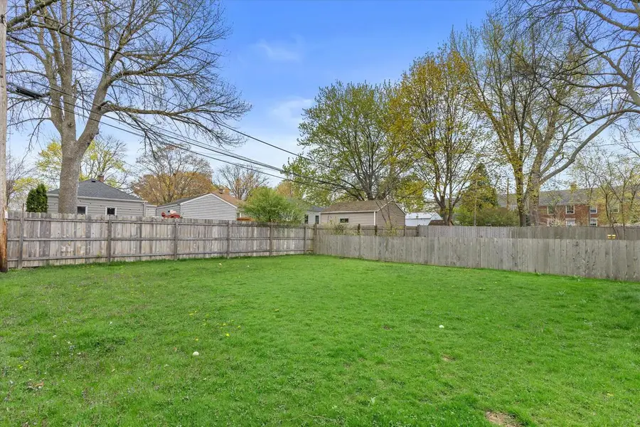 4634 N Idlewild AVENUE, Whitefish Bay, WI 53211 - #2