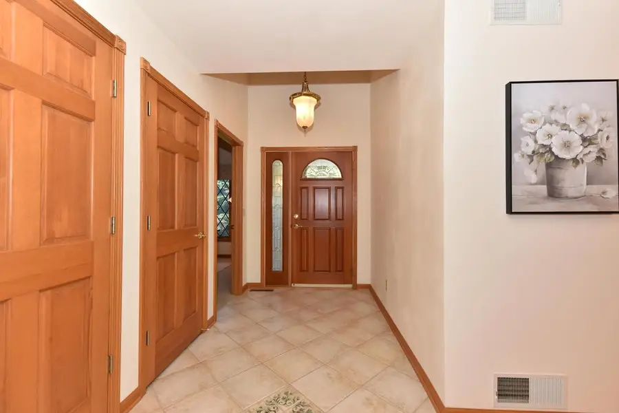 W306S2834 Wild Berry LANE, Waukesha, WI 53188 - #3