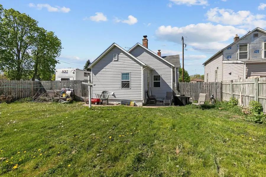 543 4th AVENUE, Oshkosh, WI 54902 - #3