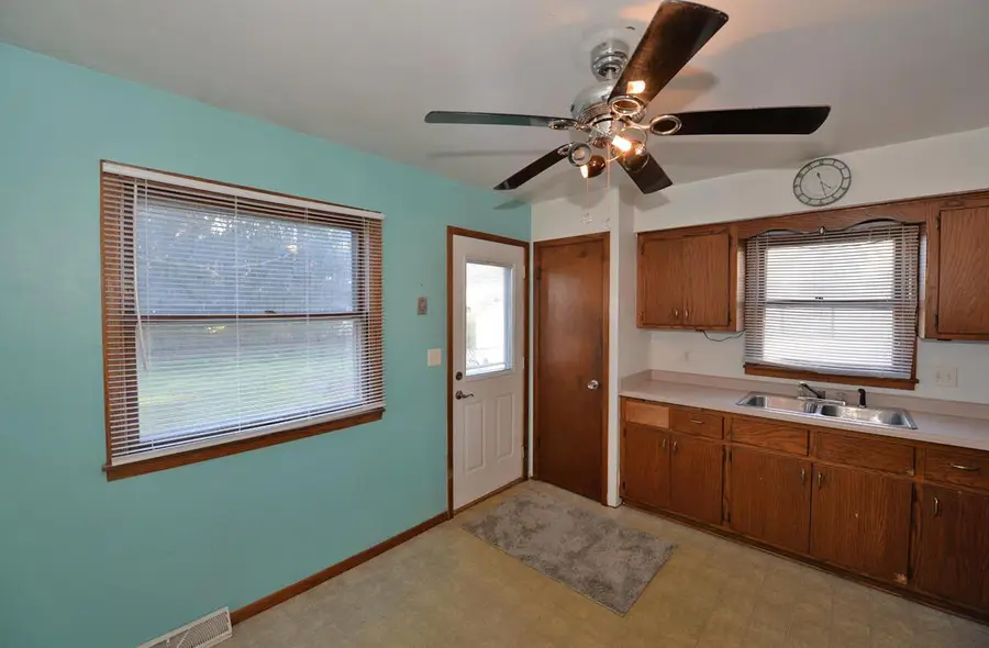 8732 Westbrook DRIVE #8734, Sturtevant, WI 53177 - #3