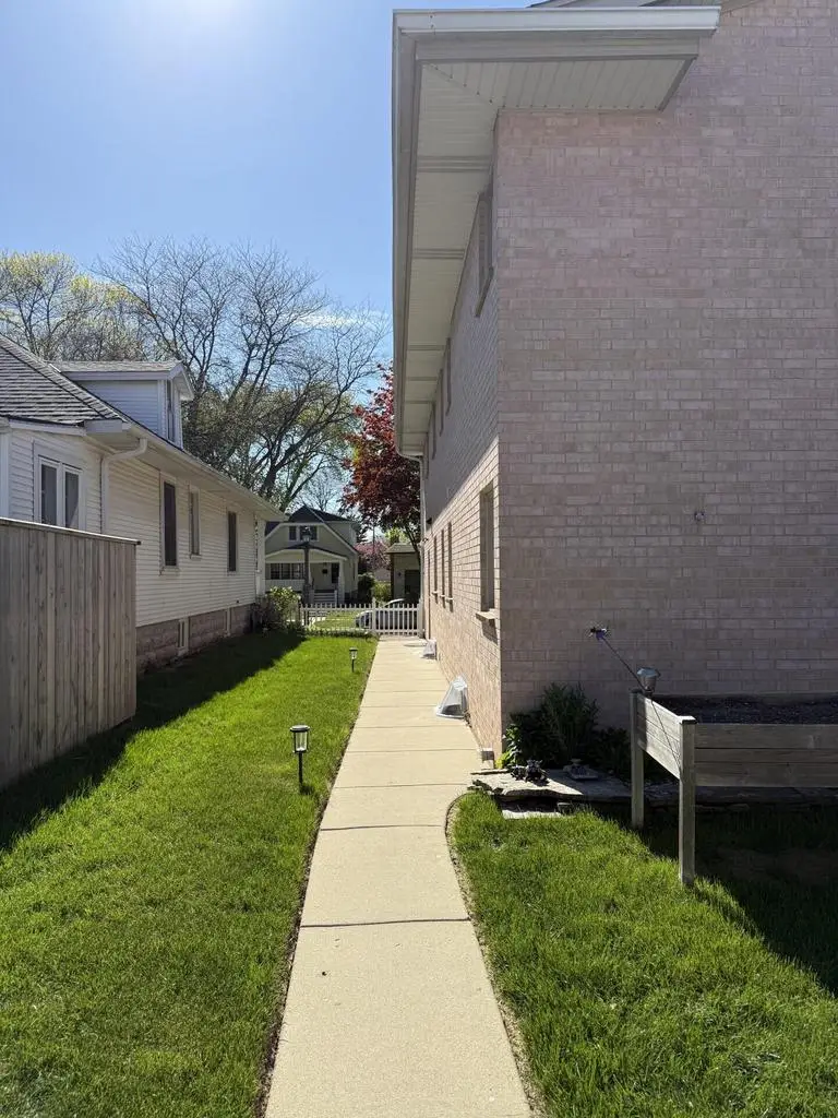 4536 N Larkin STREET #4538, Shorewood, WI 53211 - #3
