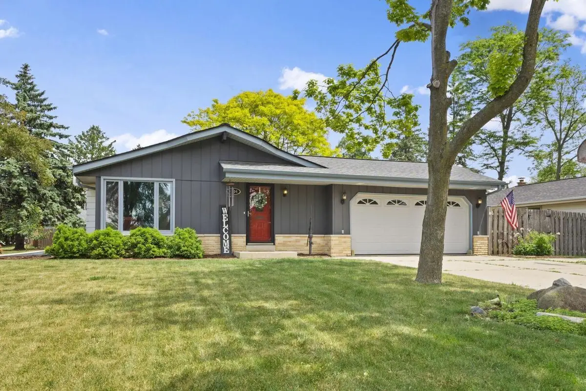 4204 S 93rd STREET, Greenfield, WI 53228 - #1