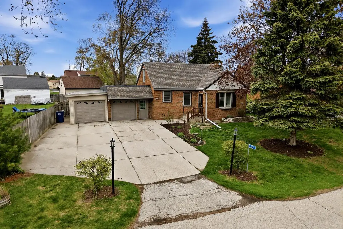 3634 Koehler DRIVE, Sheboygan, WI 53083 - #1