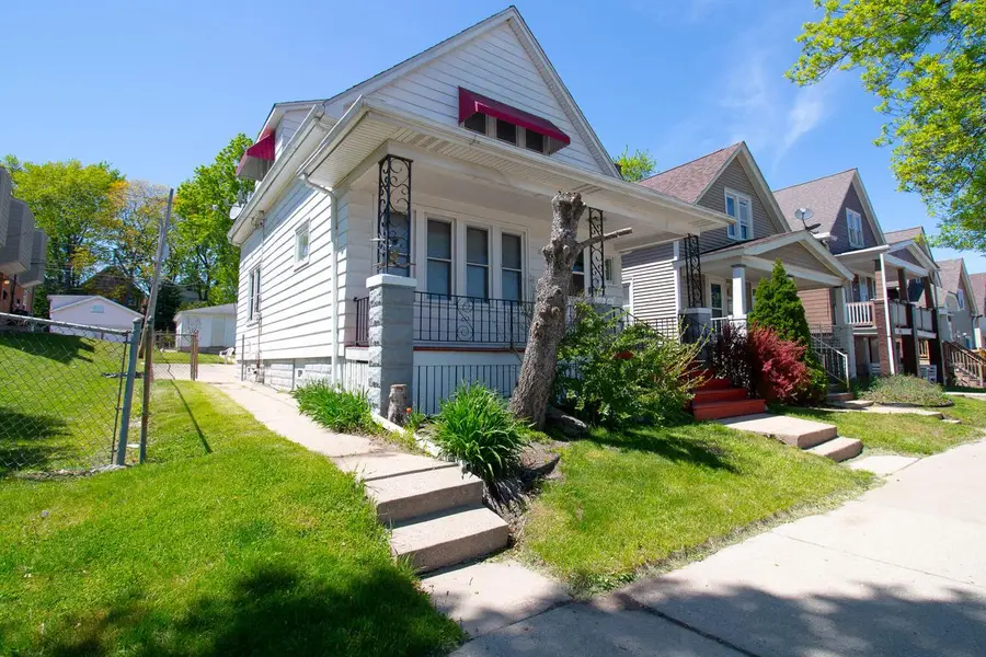 2729 S 14th STREET, Milwaukee, WI 53215 - #2