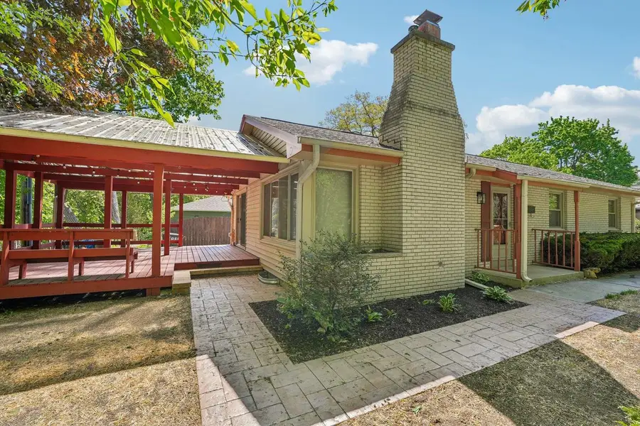 7130 Maple TERRACE, Wauwatosa, WI 53213 - #2