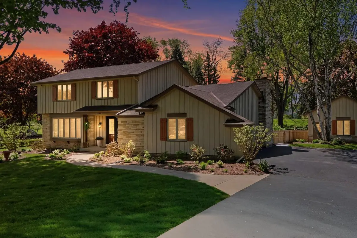 8845 Meadow LANE, Franklin, WI 53132 - #1