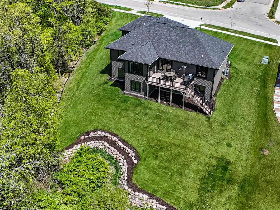 3841 Madison STREET, Waukesha, WI 53188 - #2
