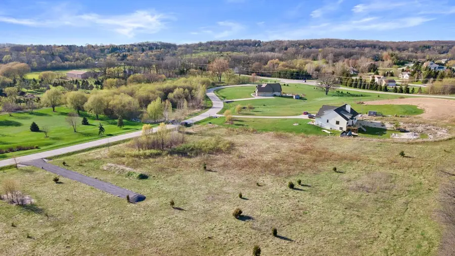 W310S3054 KATHERINE COURT, Waukesha, WI 53189 - #2